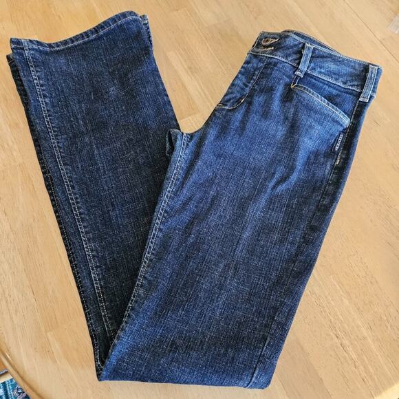 Silver Bootcut Dark Wash Jeans 34" inseam - size 28/34- EUC - Picture 10 of 12